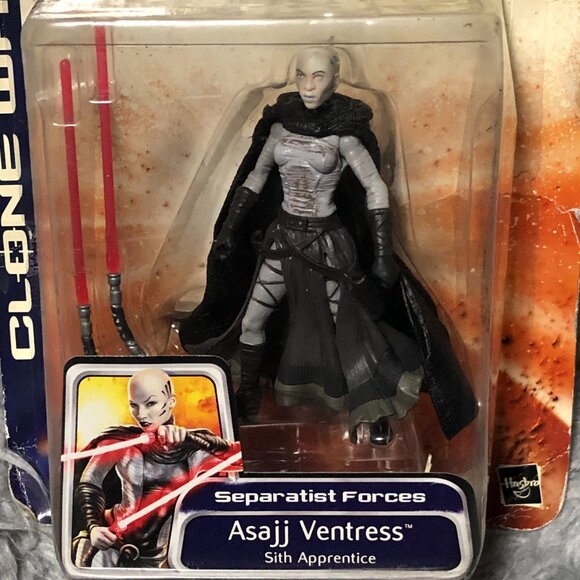 Hasbro Star Wars Clone Wars Asajj Ventress 3.75in Figure Twin Lightsabers 2003 - Picture 6 of 7